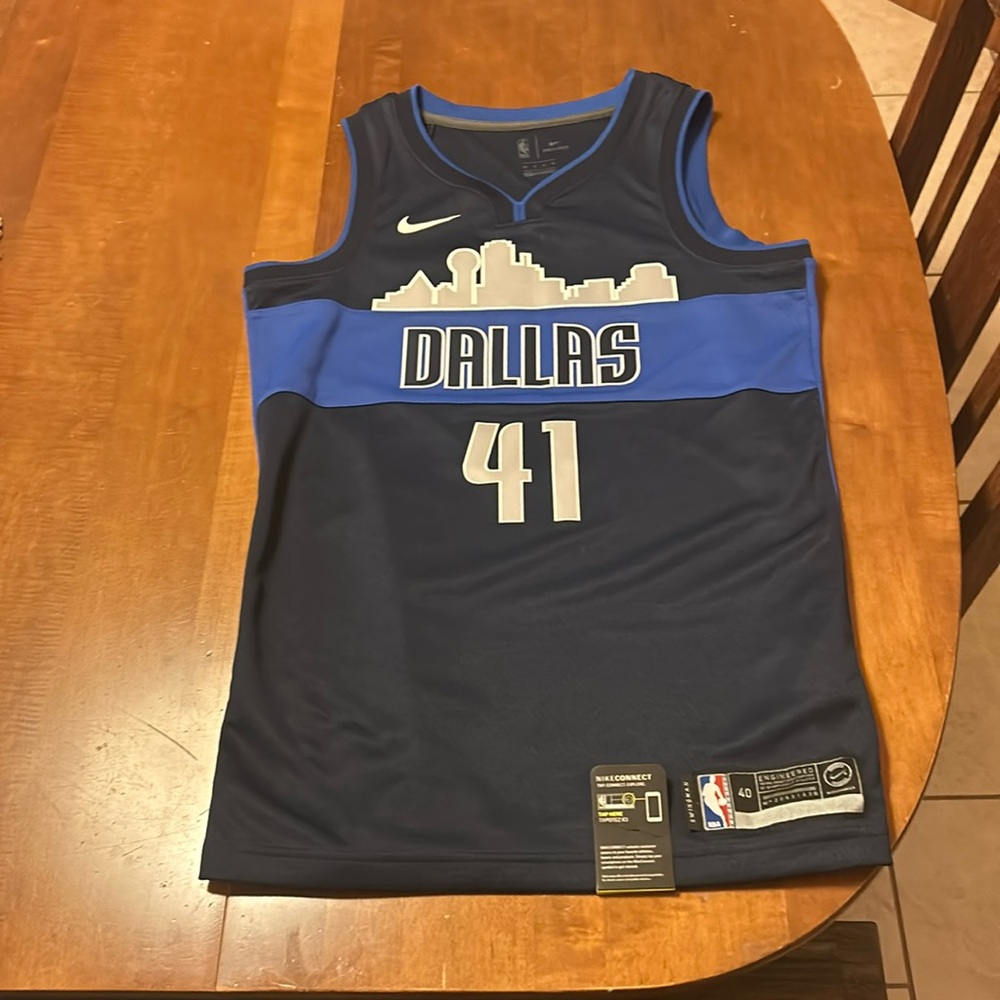 Dirk Nowitzki Statement Swingman Jersey